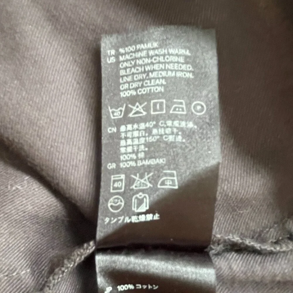 Size 12 H&M black military style top with silver buttons and short sleeves - Picture 13 of 14